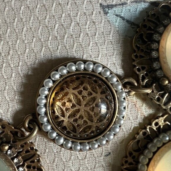 Chico's statement necklace set which includes 1bracelet, 2 pairs of earrings - Picture 11 of 13